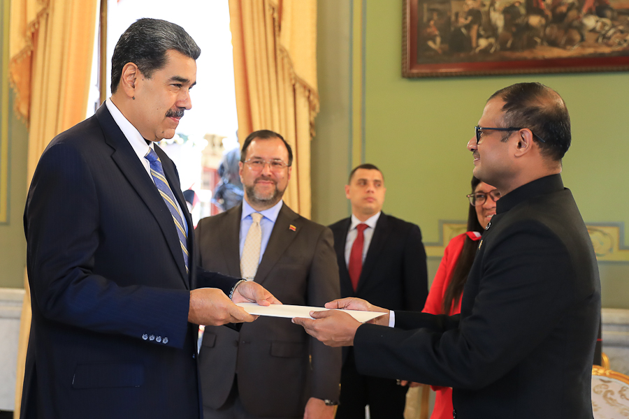 Presidente Maduro recibe cartas credenciales de embajadores del mundo ante Venezuela