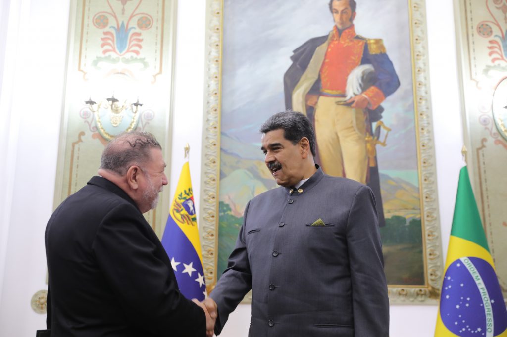 El Presidente de la República Nicolás Maduro  recibió a los integrantes de la Agencia Brasileña de Cooperación