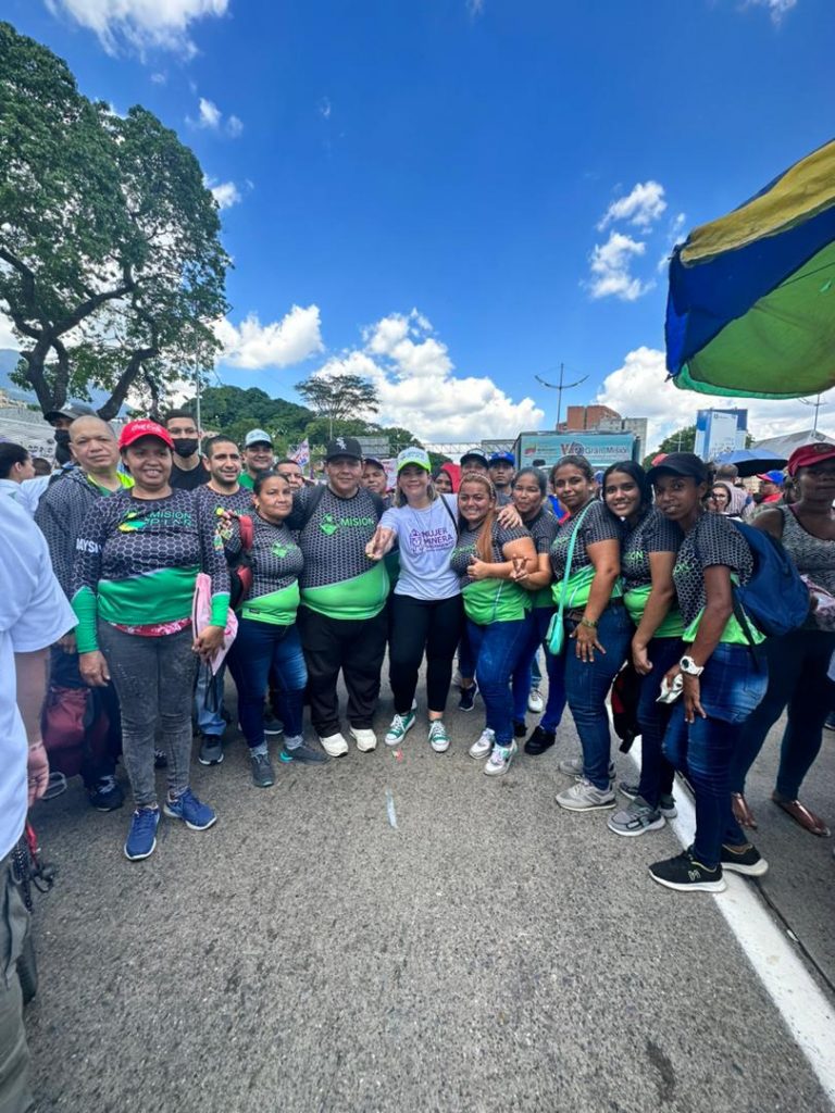 Fuerza laboral minera celebra Día del Trabajador