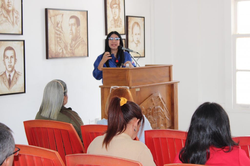 Mujeres de Carbozulia asistieron a la charla “Conoce a tu agresor”