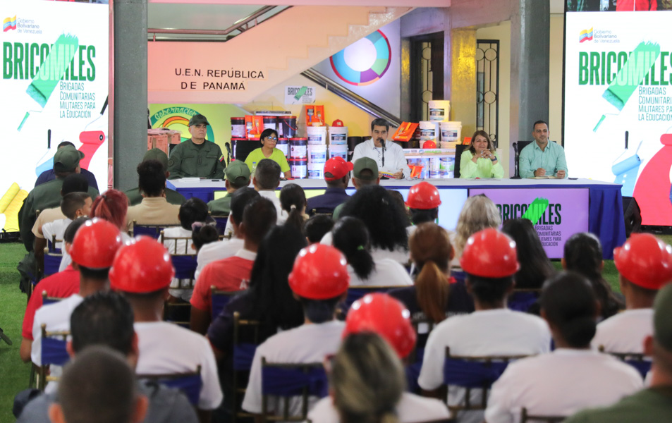 Pdte. Nicolás Maduro: Estamos Uniendo esfuerzos y creciéndonos frente a las adversidades