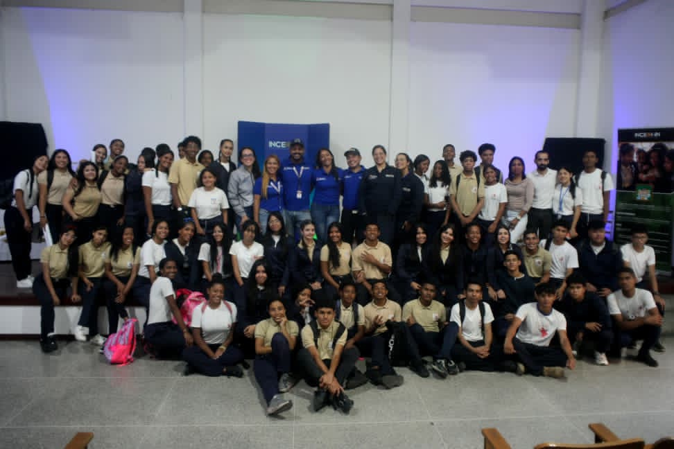 El programa “Ingeomin va a la escuela” retoma capacitaciones en Caracas