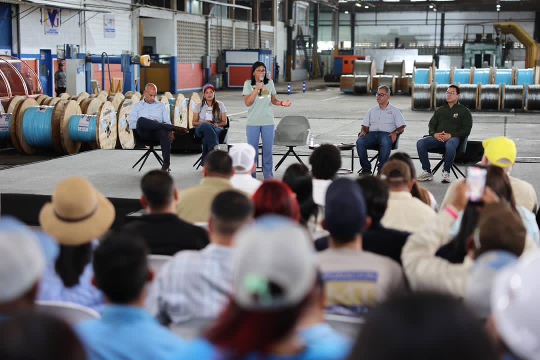 Delcy Rodríguez continúa Peregrinación Nacional por una Venezuela Libre de Sanciones desde la empresa Cabelum en el estado Bolívar